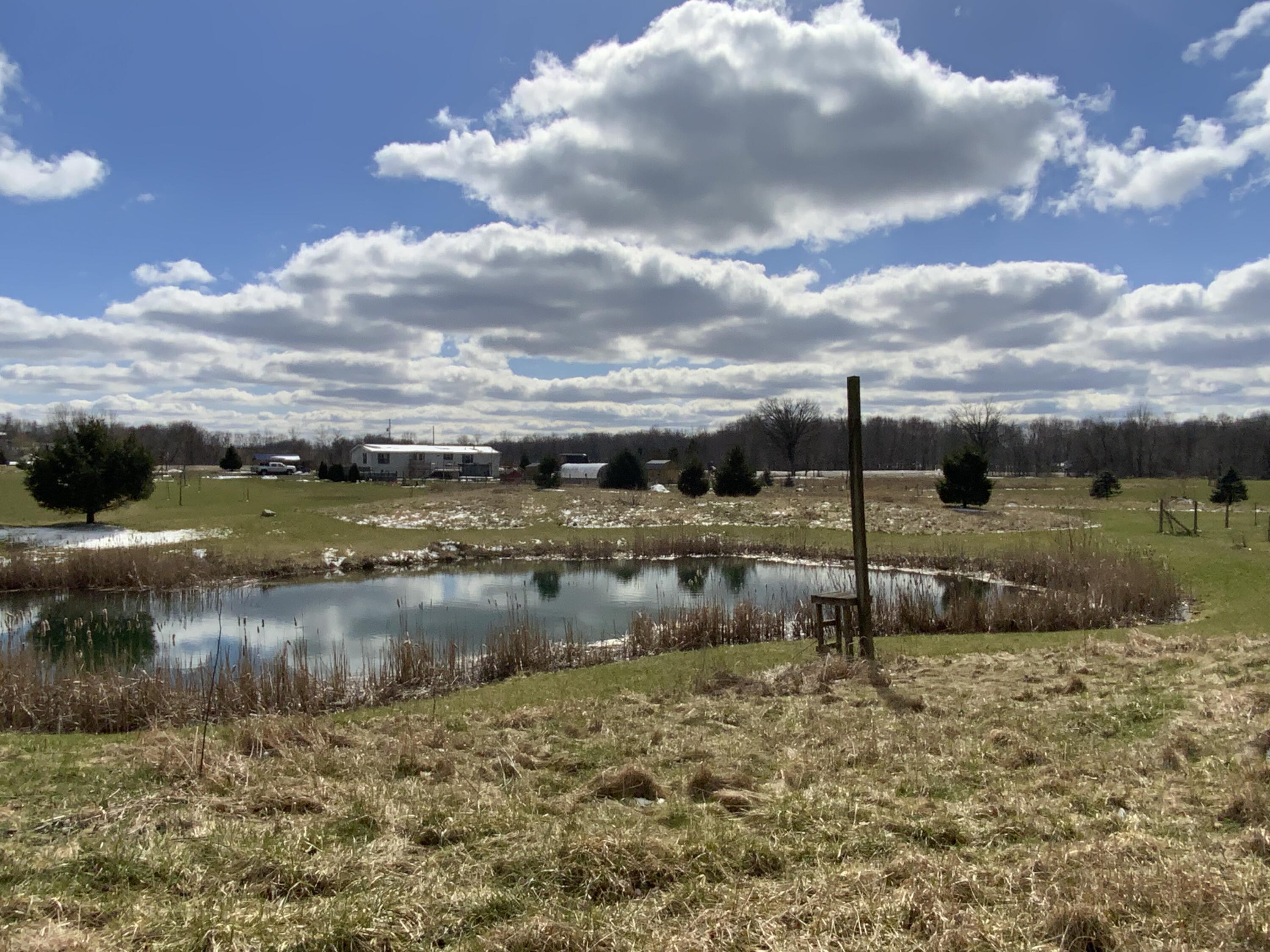 4146 North Dearing Road Parma, MI 49269 - Photo 2 of 25 IMG_0589