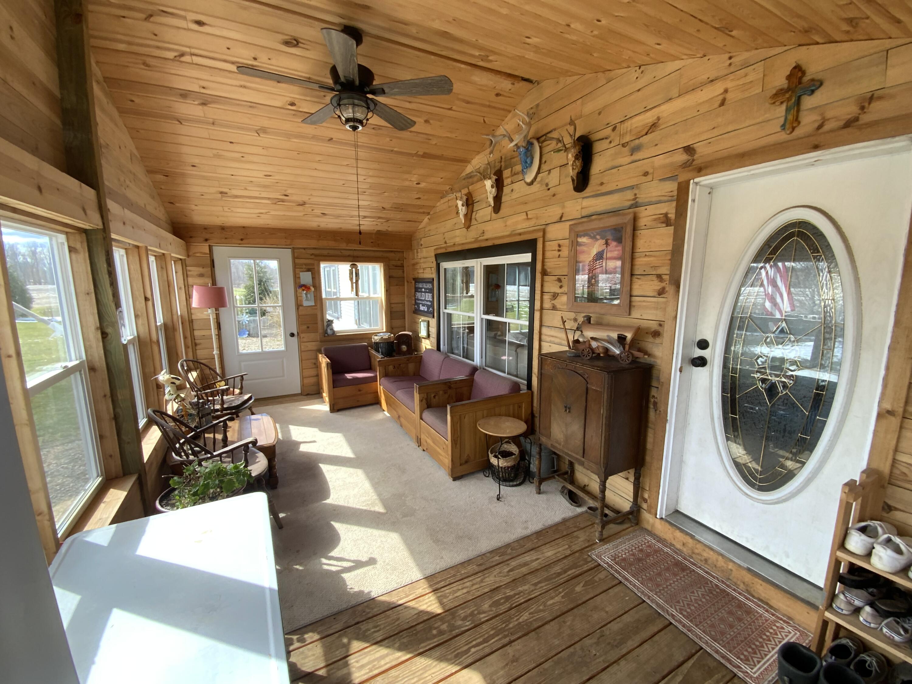 4146 North Dearing Road Parma, MI 49269 - Photo 3 of 25 IMG_0596