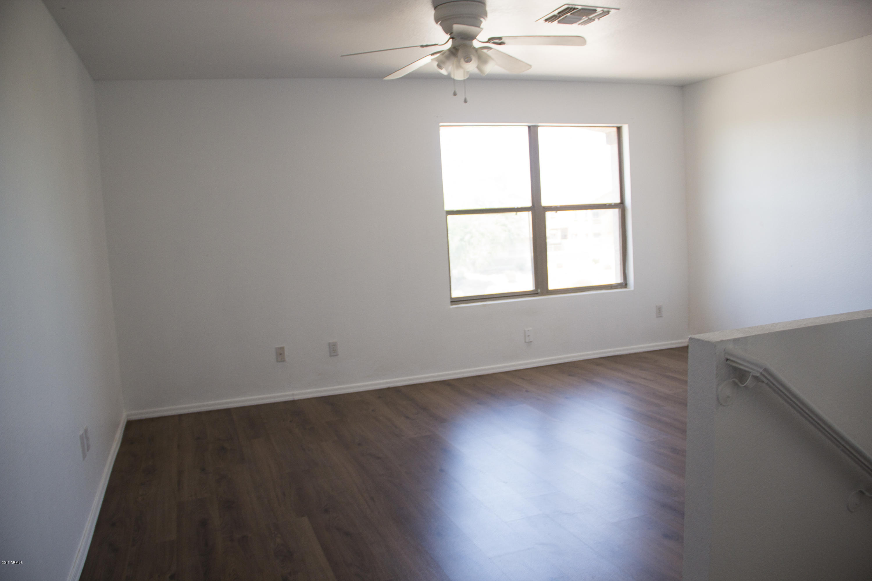 8145 West Hatcher Road Peoria, AZ 85345 - Photo 20 of 24 IMG_1201