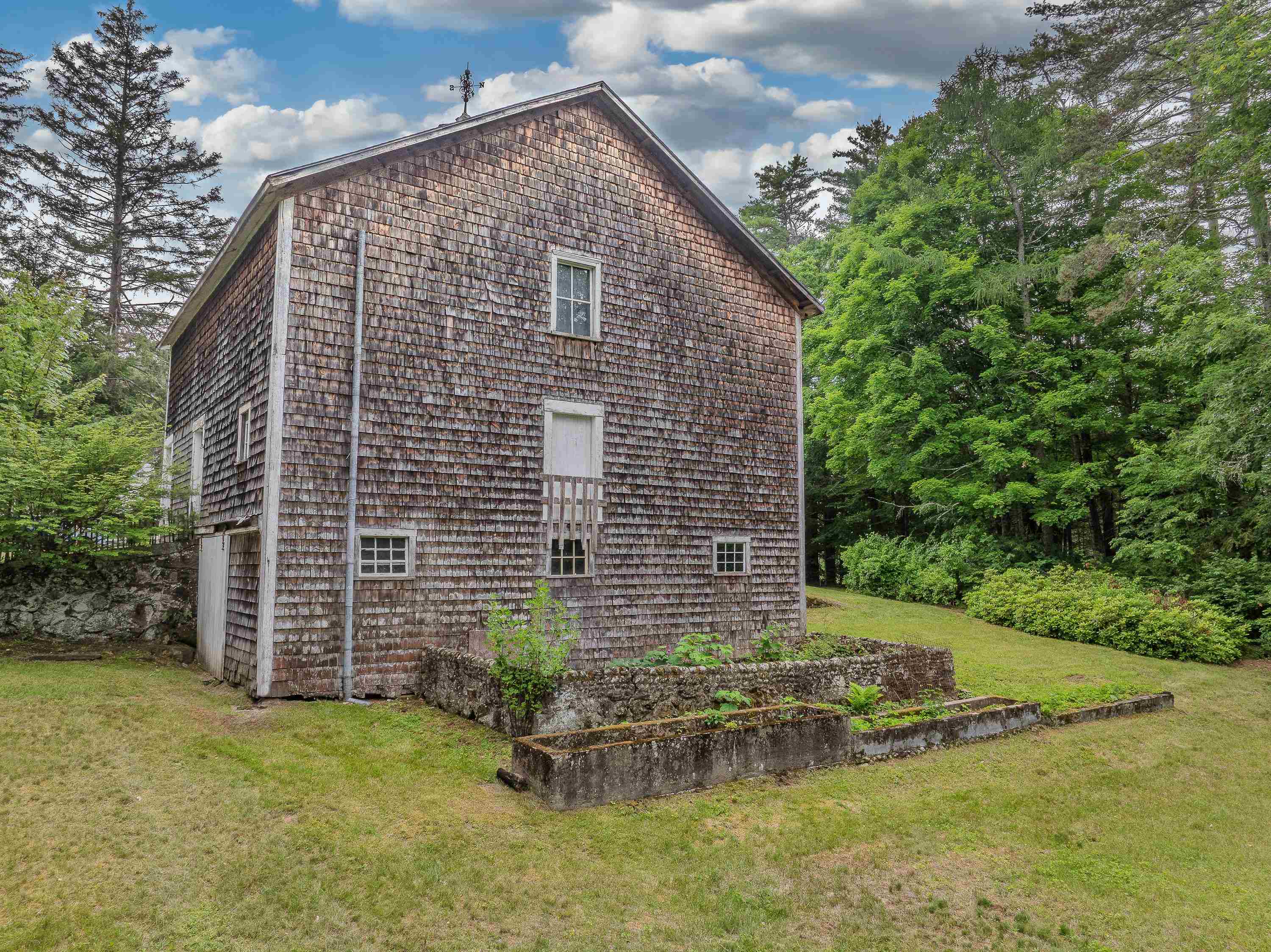 166 Main Street New Hampton, NH 03256 - Photo 4 of 55