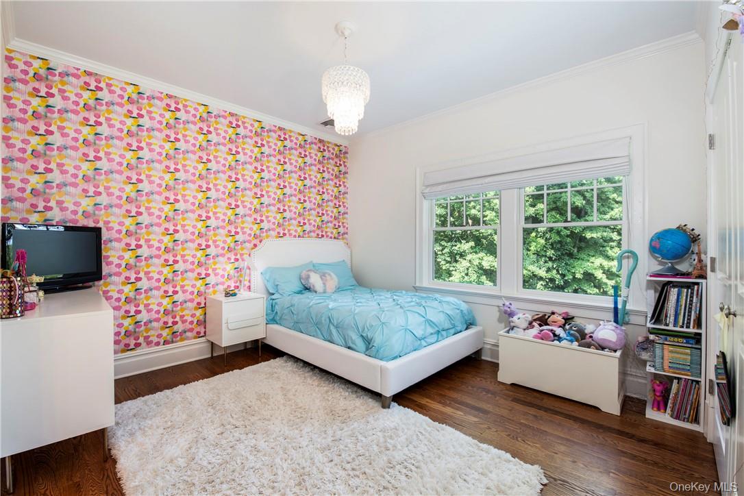 5 Trails End Rye, NY 10580 - Photo 26 of 37 Bedroom #6 with Jack and Jill Bathroom