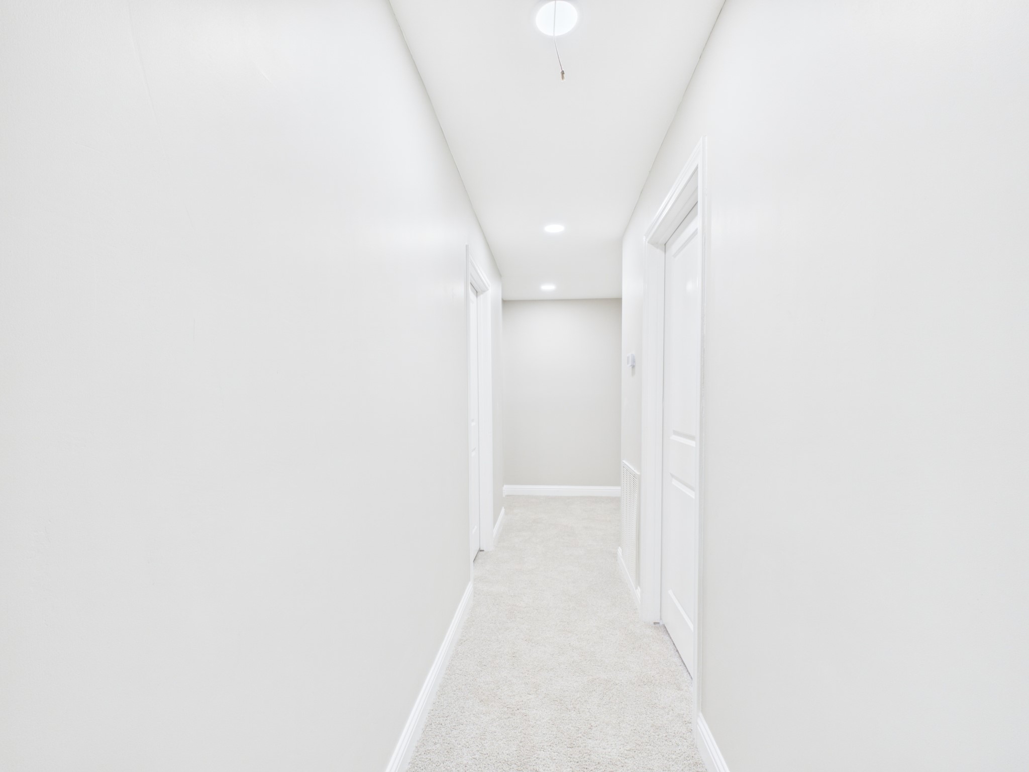 7903 Secretariat Lane Houston, TX 77071 - Photo 24 of 36 second floor hallway