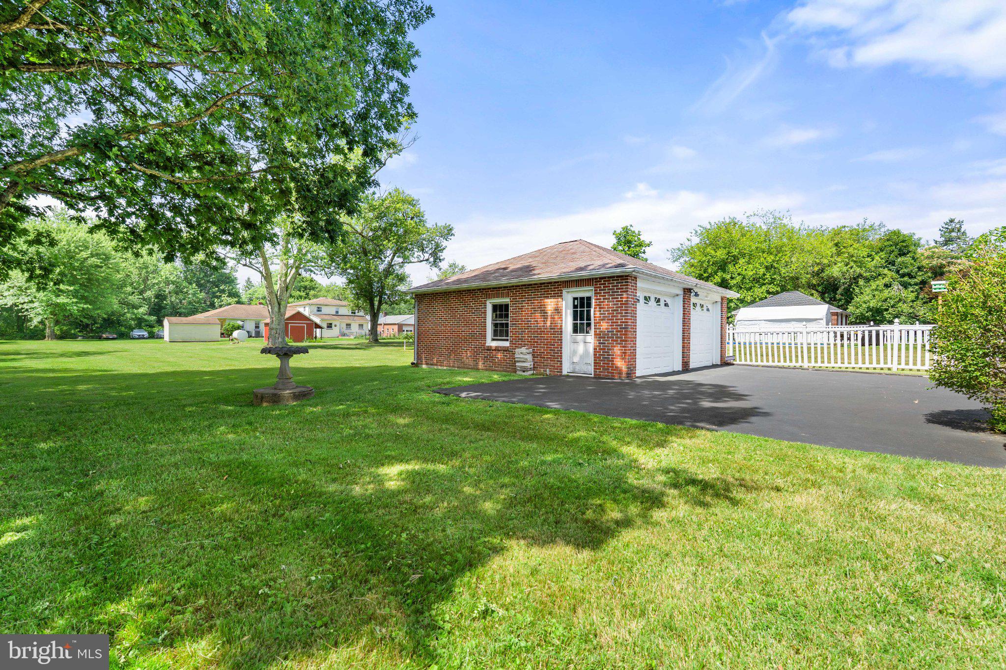 806 Long Bar Harbor Road Abingdon, MD 21009 - Photo 36 of 41 Charming brick home on lush green lot.