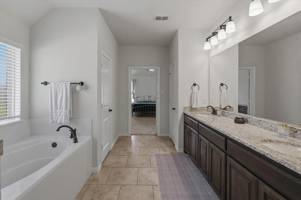 122 Post Oak Way Weatherford, TX 76087 - Photo 23 of 40 Gallery Image 23