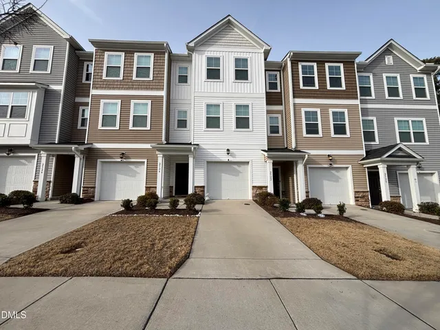 $2,100 | 2524 Laurel Valley Way, Raleigh, NC 27604
