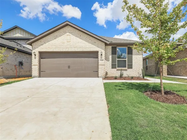 $1,950 | 3226 Shortgrass Lane, Melissa, TX 75454