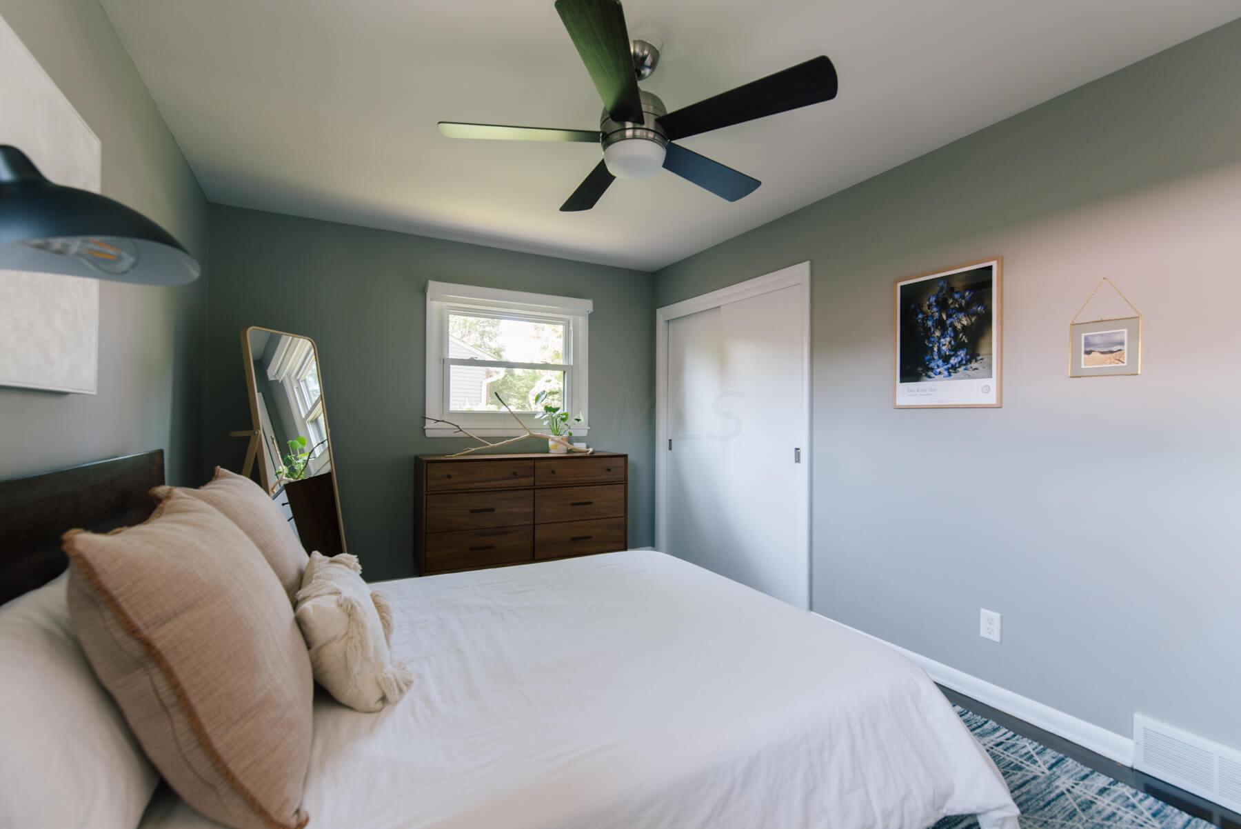 4318 Kendale Road Columbus, OH 43220 - Photo 37 of 80 DSC_0377