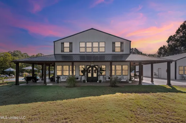 $945,000 | 47 Fulmer Road, Como, MS 38619