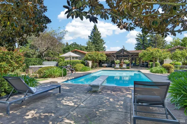 $3,750,000 | 1541 Chablis Road, Healdsburg, CA 95448