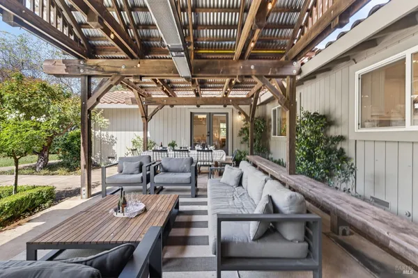 $3,750,000 | 1541 Chablis Road, Healdsburg, CA 95448