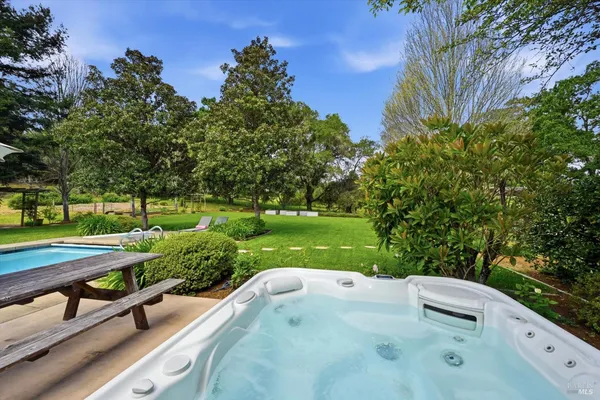 $3,750,000 | 1541 Chablis Road, Healdsburg, CA 95448