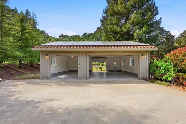 $3,750,000 | 1541 Chablis Road, Healdsburg, CA 95448