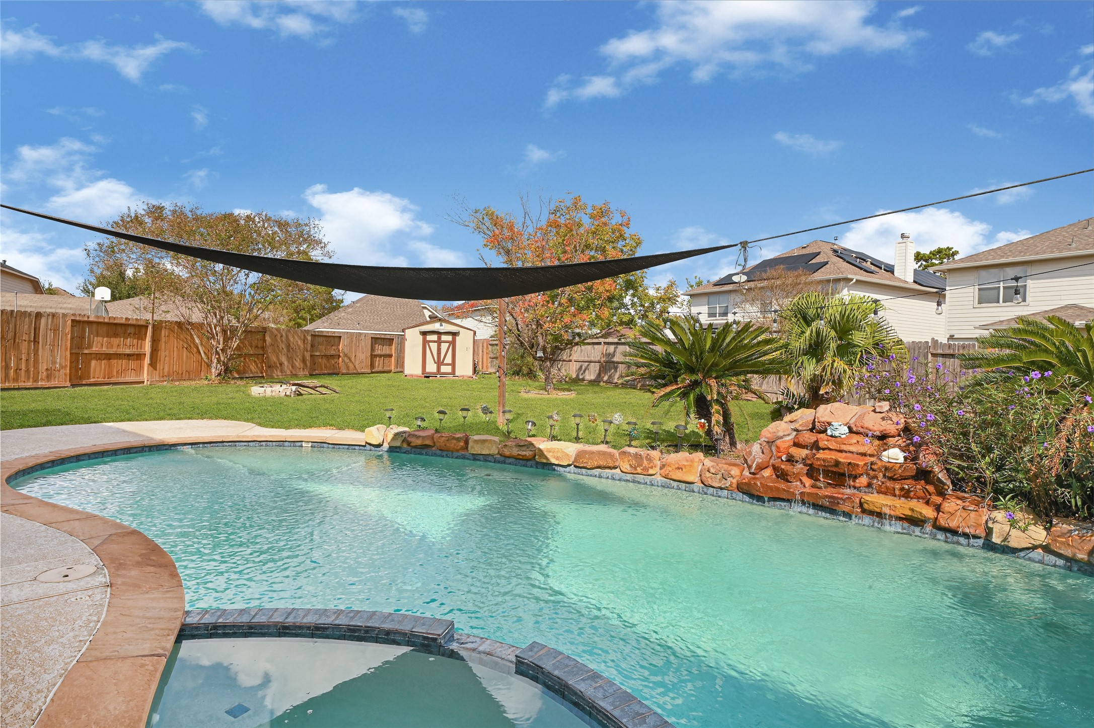 2527 Spring Lily Court Spring, TX 77373 - Photo 27 of 31 a view of a backyard