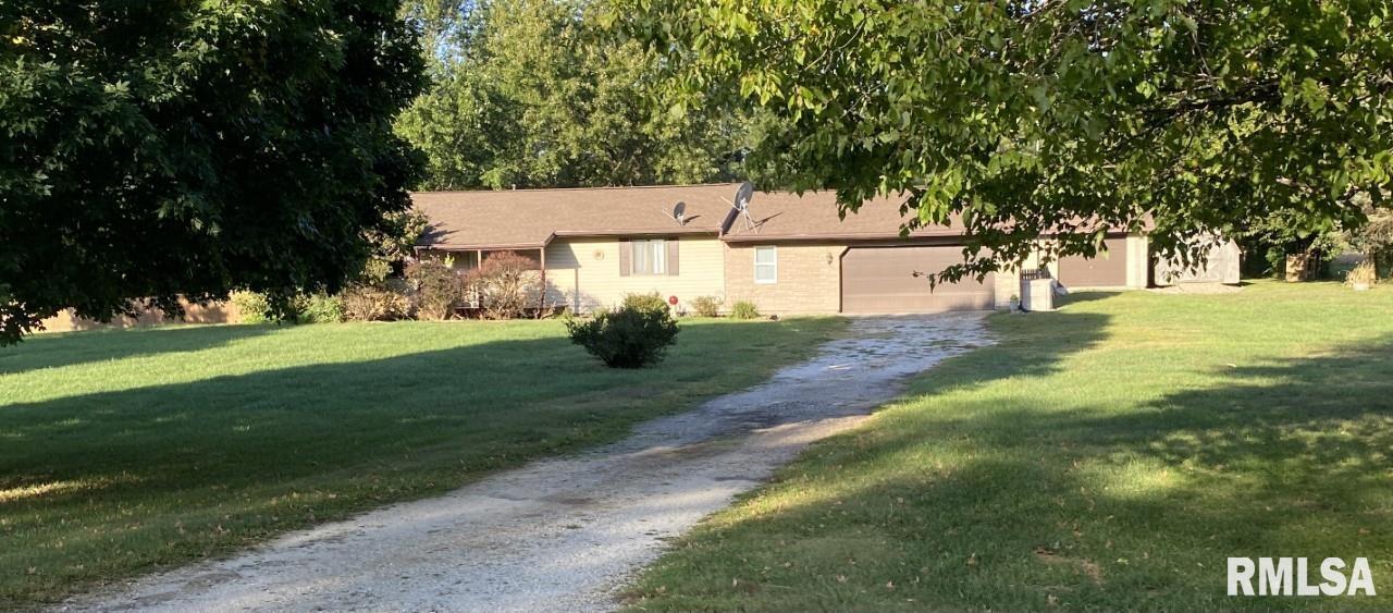 113 Regent Estate Road Jacksonville, IL 62650 - Photo 1 of 1 Gallery Image 1