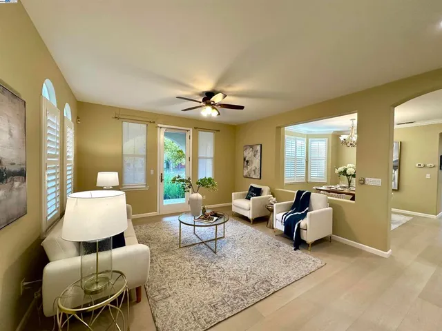 $1,099,000 | 372-372 South Caballo Street, Mountain House, CA 95391