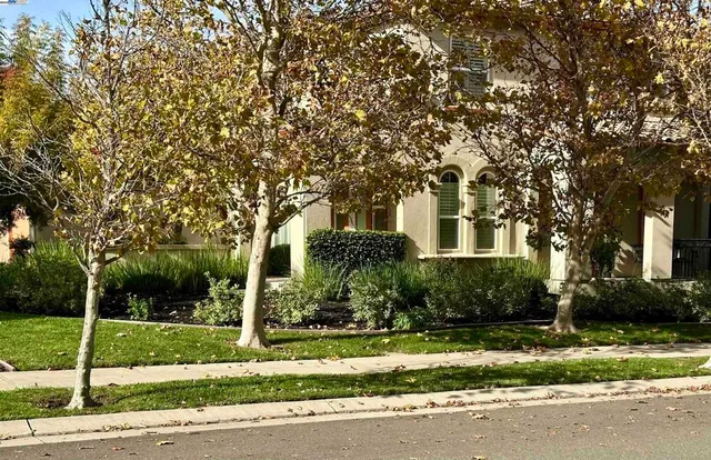 $1,099,000 | 372-372 South Caballo Street, Mountain House, CA 95391