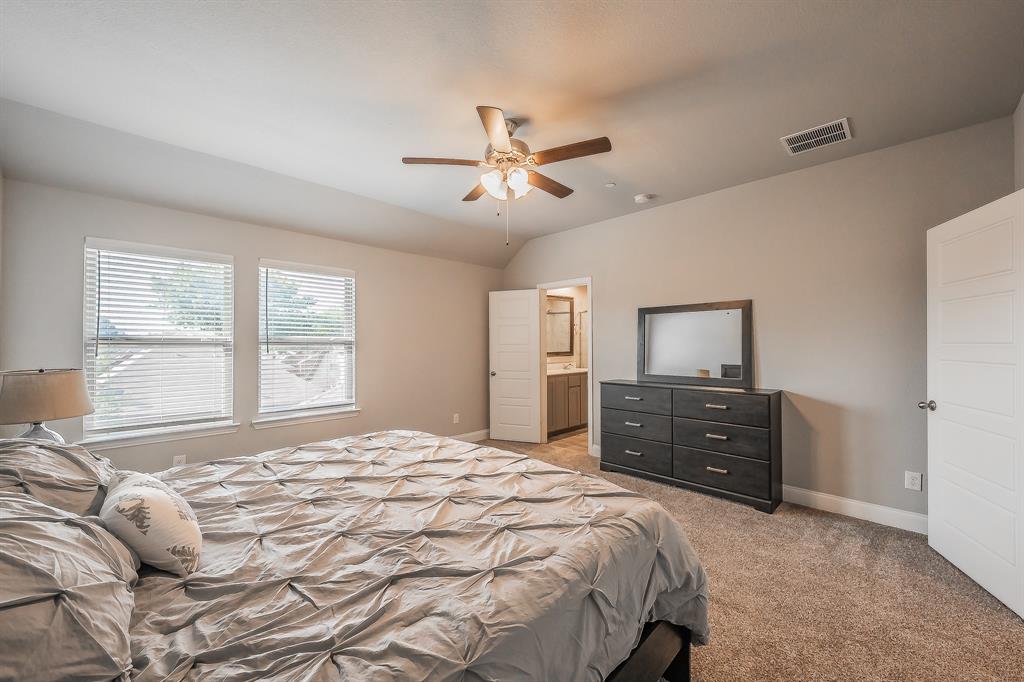 5984 Bursey Road Watauga, TX 76148 - Photo 16 of 32 Gallery Image 16
