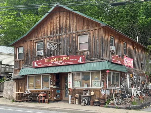 $350,000 | 581 Main Street, Stamford, NY 13788