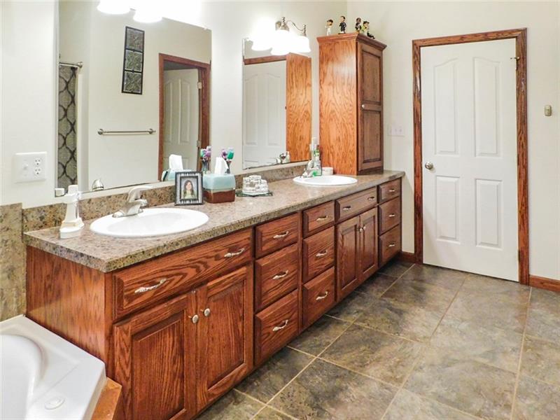 104 Tradewind Road New Castle, PA 16102 - Photo 10 of 20 Gallery Image 10
