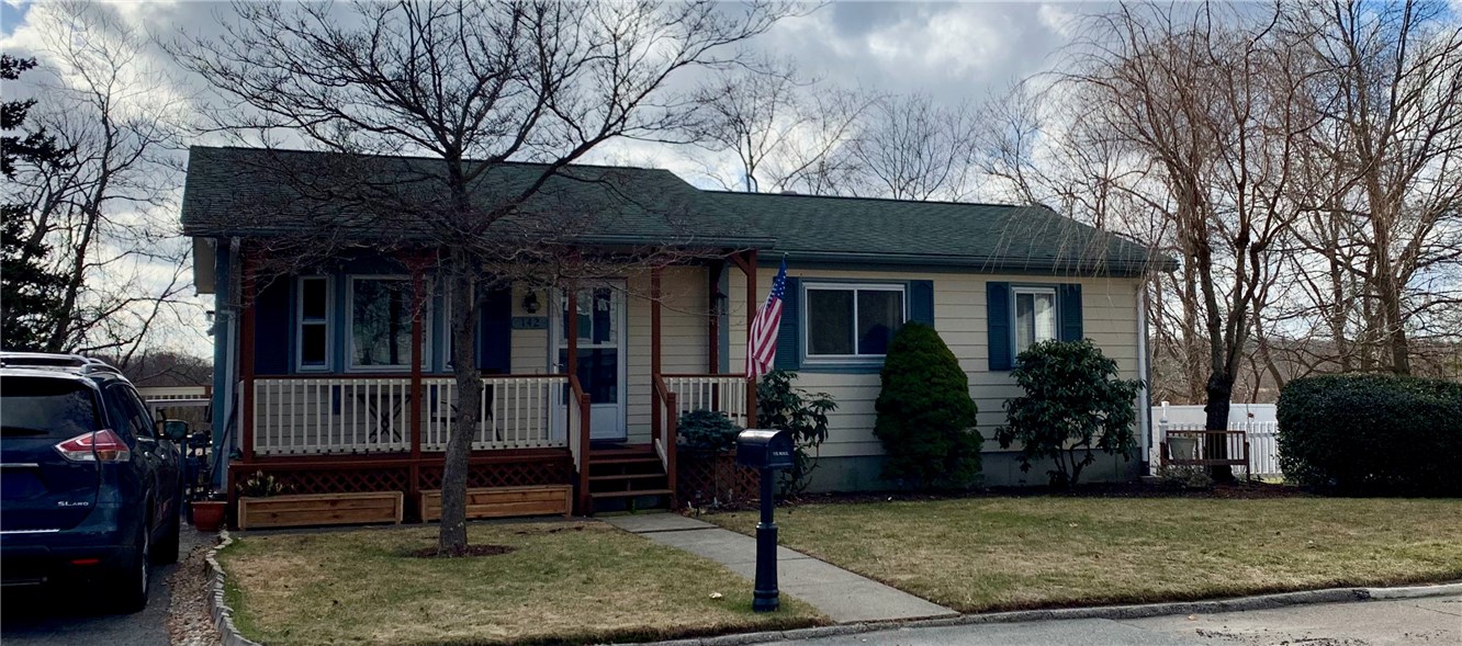142 Hilton Road Warwick, RI 02889 - Photo 1 of 24