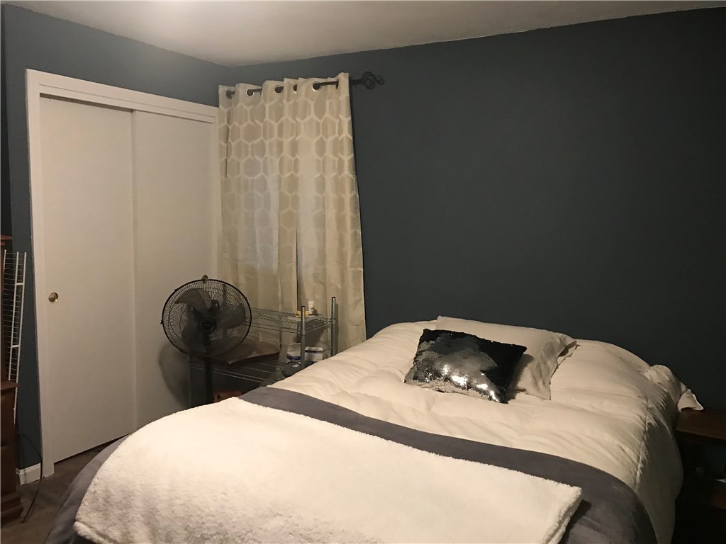 142 Hilton Road Warwick, RI 02889 - Photo 5 of 24