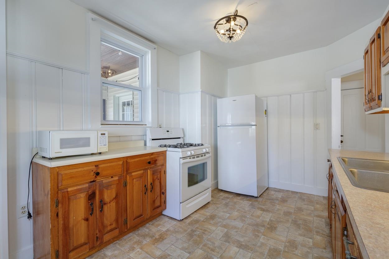 48 Beacon Street Concord, NH 03301 - Photo 11 of 30