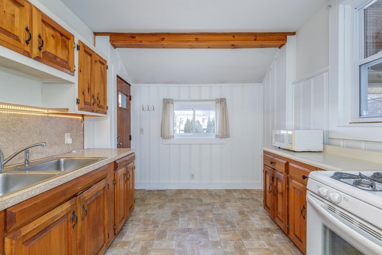 48 Beacon Street Concord, NH 03301 - Photo 12 of 30