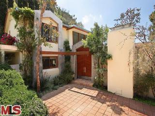 1446 Rising Glen Road Los Angeles, CA 90069 - Photo 1 of 1