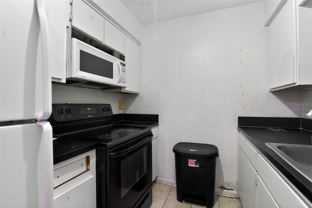 2529 Mitchell Avenue Mims, FL 32754 - Photo 13 of 22