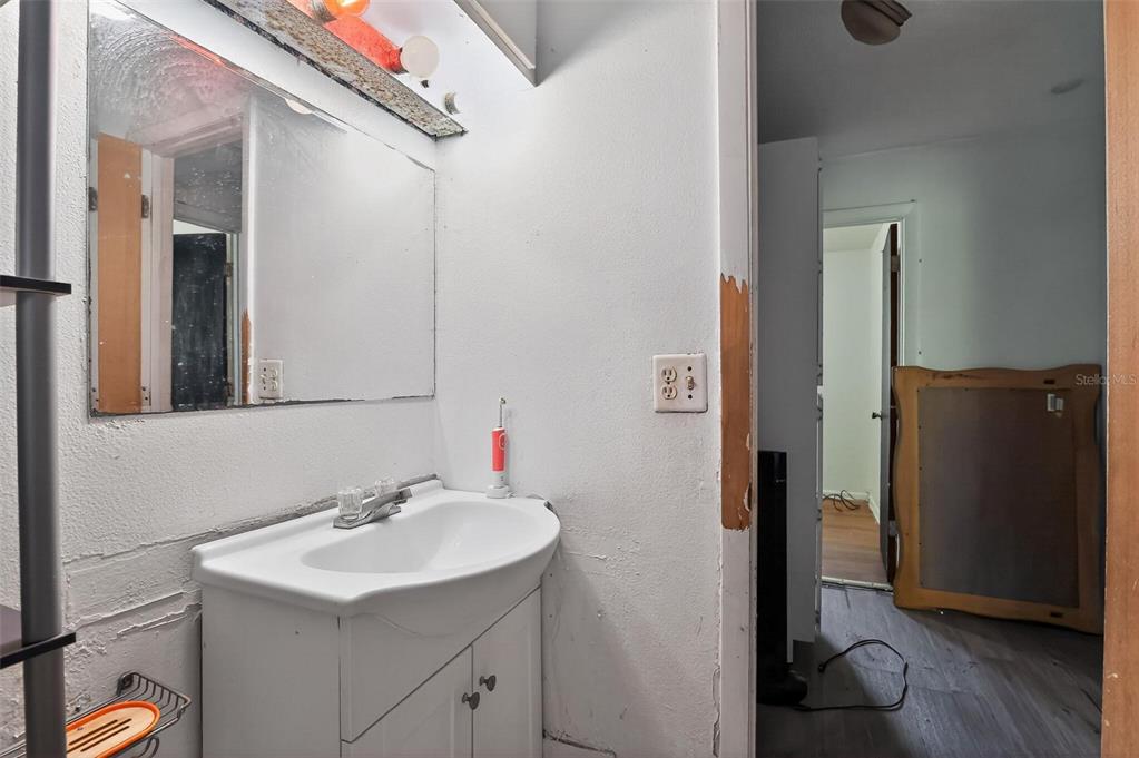 2529 Mitchell Avenue Mims, FL 32754 - Photo 18 of 22