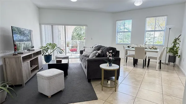 $450,000 | 11605 Northwest 89th Street, Unit 220, Doral, FL 33178