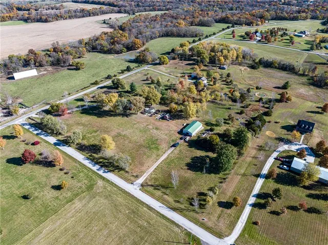 $540,000 | 1250 Northwest 450th Road, Holden, MO 64040