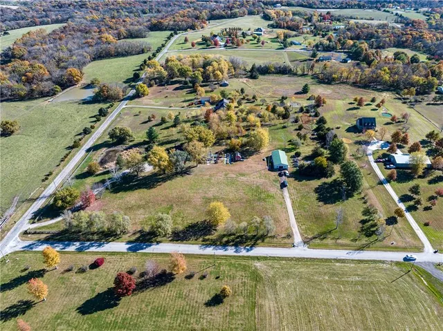 $540,000 | 1250 Northwest 450th Road, Holden, MO 64040
