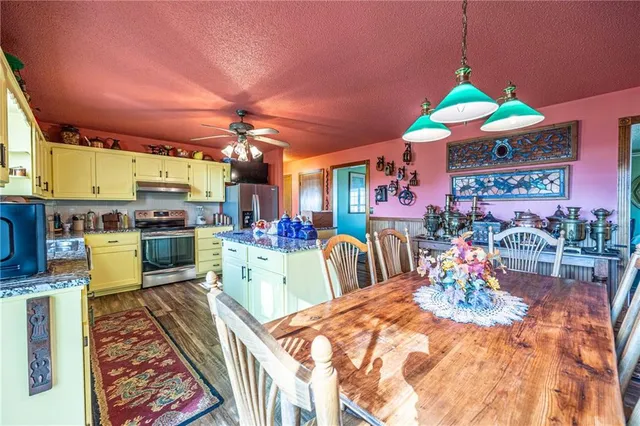 $540,000 | 1250 Northwest 450th Road, Holden, MO 64040