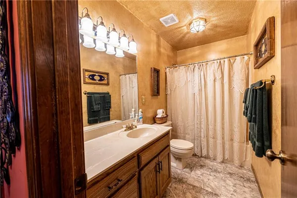 $540,000 | 1250 Northwest 450th Road, Holden, MO 64040