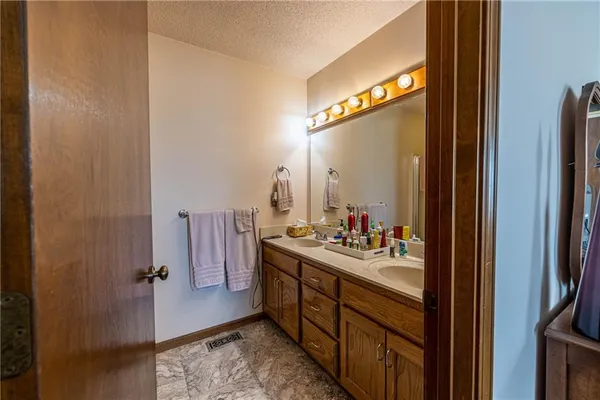 $540,000 | 1250 Northwest 450th Road, Holden, MO 64040