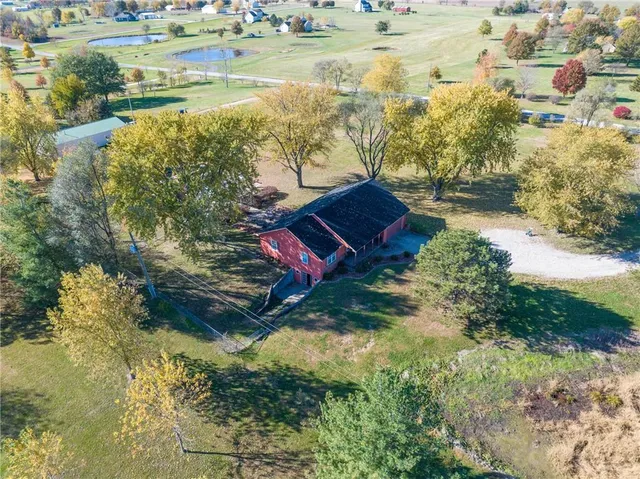 $540,000 | 1250 Northwest 450th Road, Holden, MO 64040