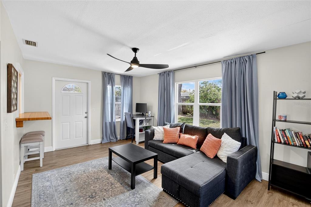 2063 Pine Ridge Drive Clearwater, FL 33763 - Photo 11 of 50