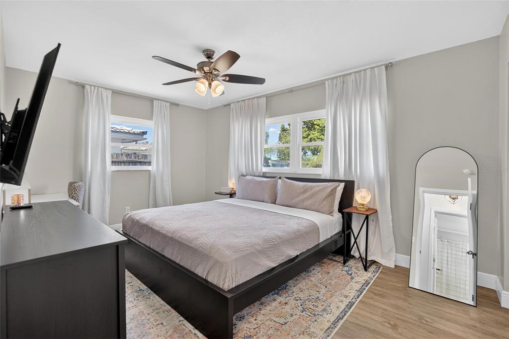 2063 Pine Ridge Drive Clearwater, FL 33763 - Photo 22 of 50