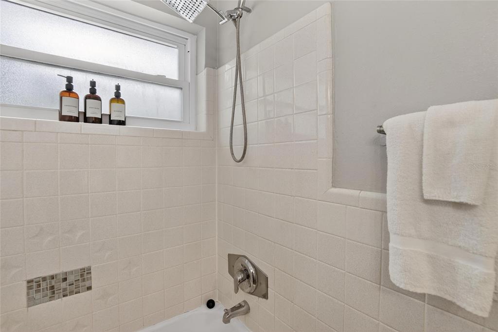 2063 Pine Ridge Drive Clearwater, FL 33763 - Photo 28 of 50