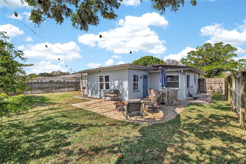 2063 Pine Ridge Drive Clearwater, FL 33763 - Photo 38 of 50