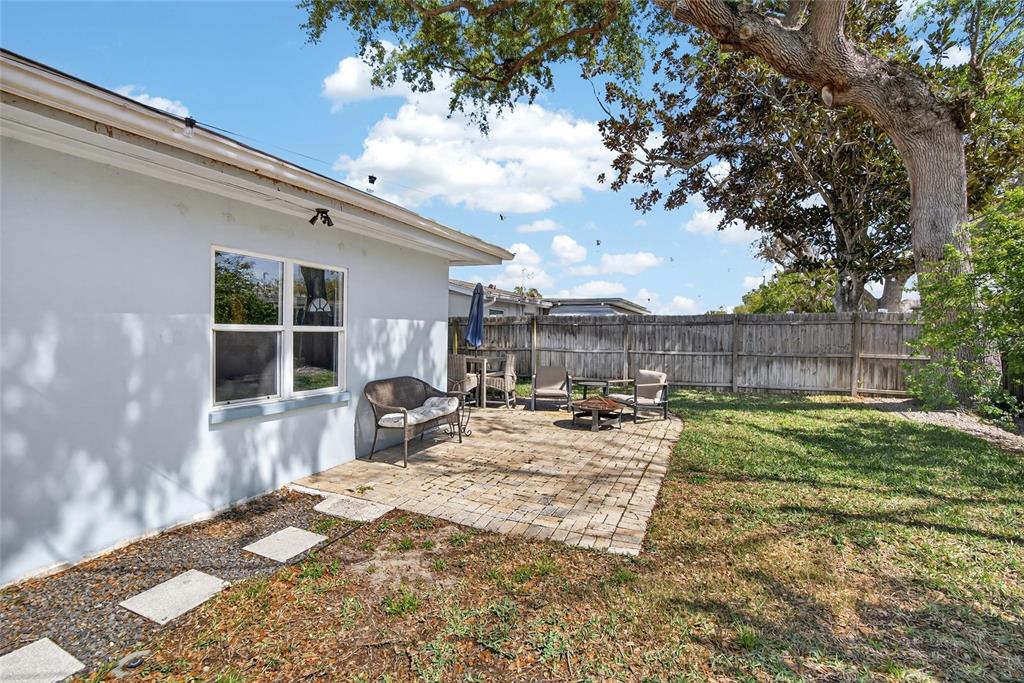 2063 Pine Ridge Drive Clearwater, FL 33763 - Photo 39 of 50