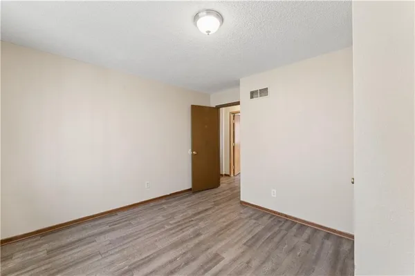 $300,000 | 113-115 Brookridge Drive, Harrisonville, MO 64701