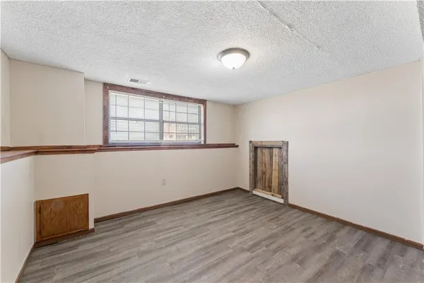 $300,000 | 113-115 Brookridge Drive, Harrisonville, MO 64701