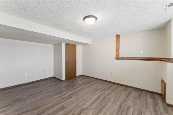 $300,000 | 113-115 Brookridge Drive, Harrisonville, MO 64701