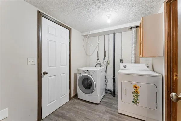 $300,000 | 113-115 Brookridge Drive, Harrisonville, MO 64701