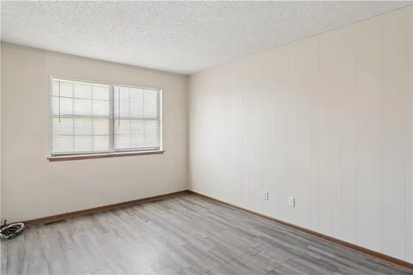 $300,000 | 113-115 Brookridge Drive, Harrisonville, MO 64701