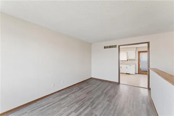 $300,000 | 113-115 Brookridge Drive, Harrisonville, MO 64701