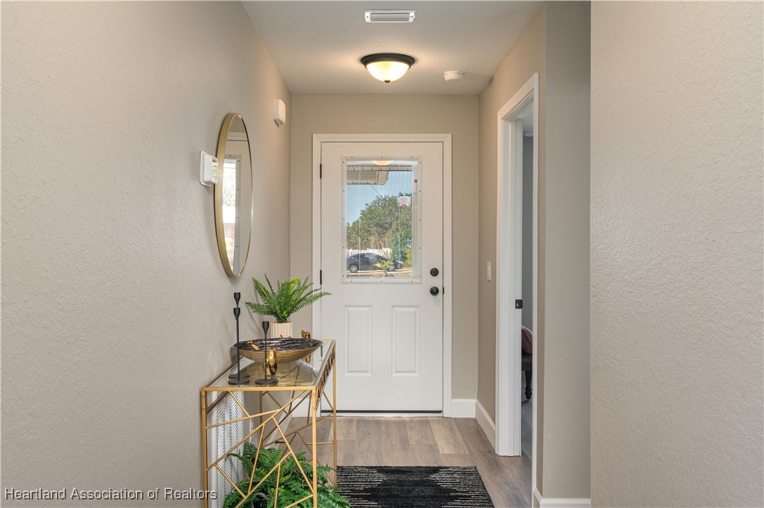 3206 North Sedgewick Road Avon Park, FL 33825 - Photo 4 of 37