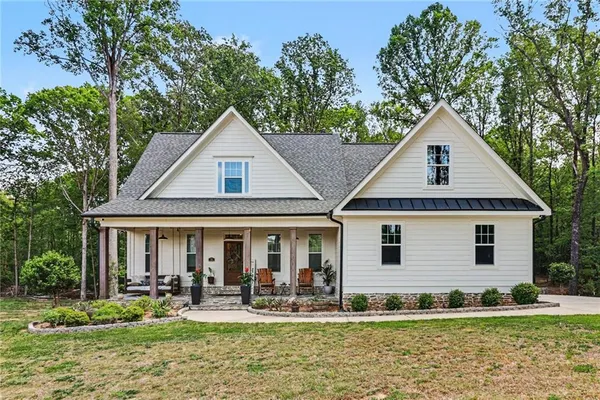 $685,000 | 11 Bradley Road, Talking Rock, GA 30175